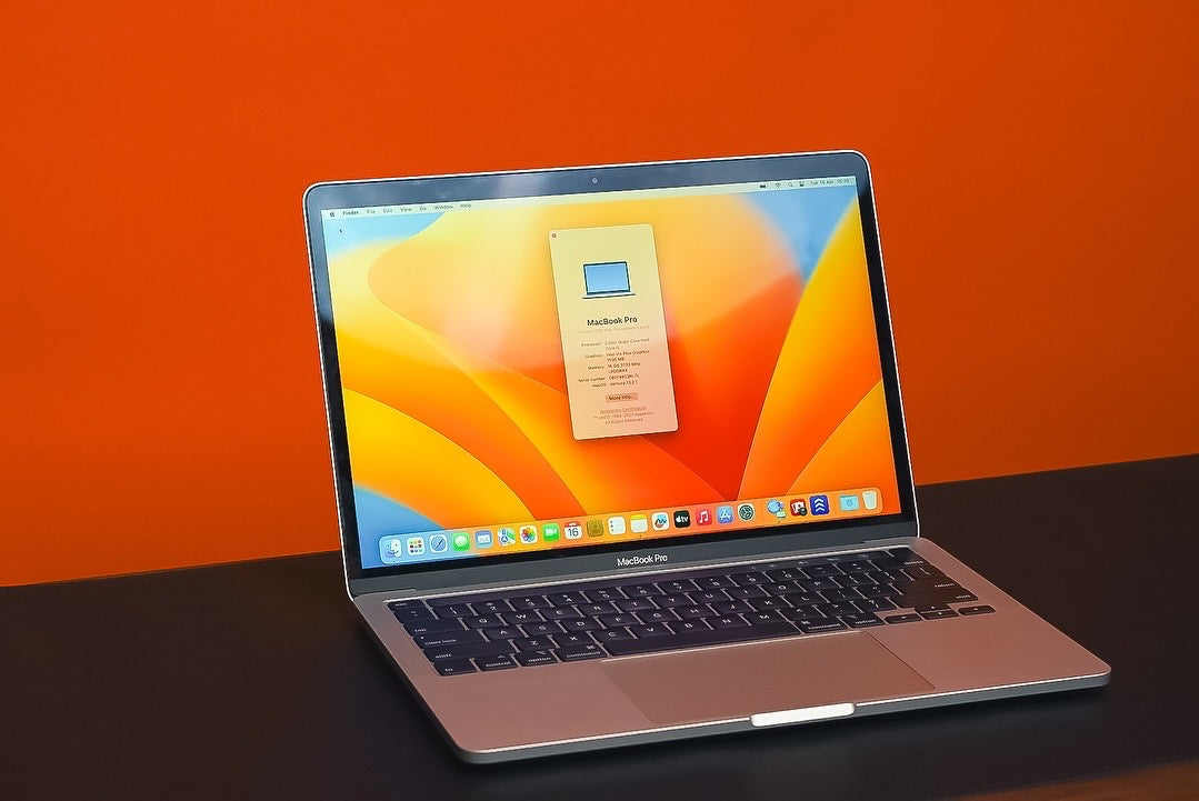 Macbook Pro 2020 13" 16GB RAM 500GB SSD Q6,799