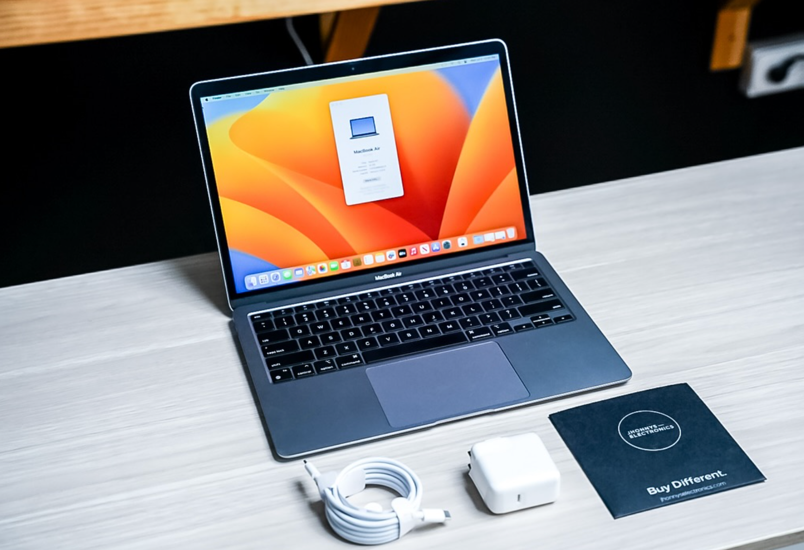 Macbook Air 2020 13" Chip M1 256GB SSD 16GB RAM