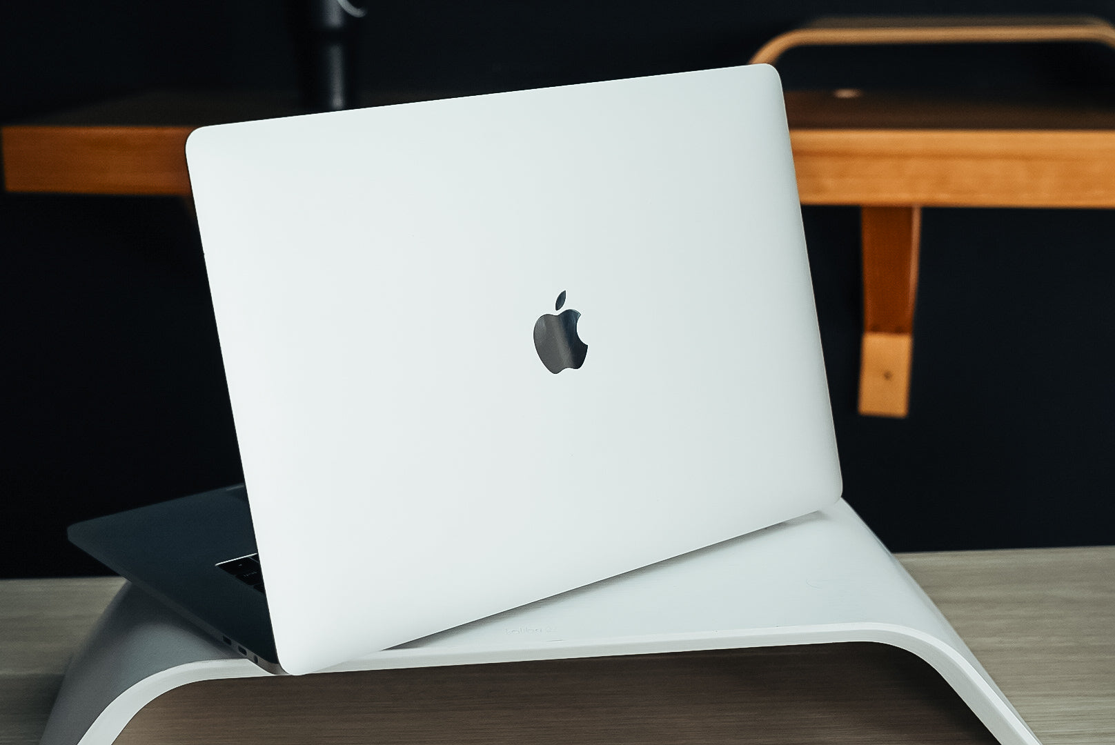 🔥Macbook Pro 2019 15” CASE GRATIS Q5,599 efectivo🔥