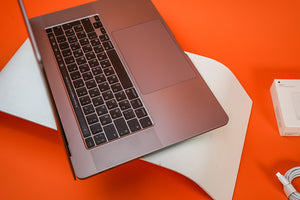 Macbook Pro 2019 16” 64GB RAM i9 1TB SSD Q8,399