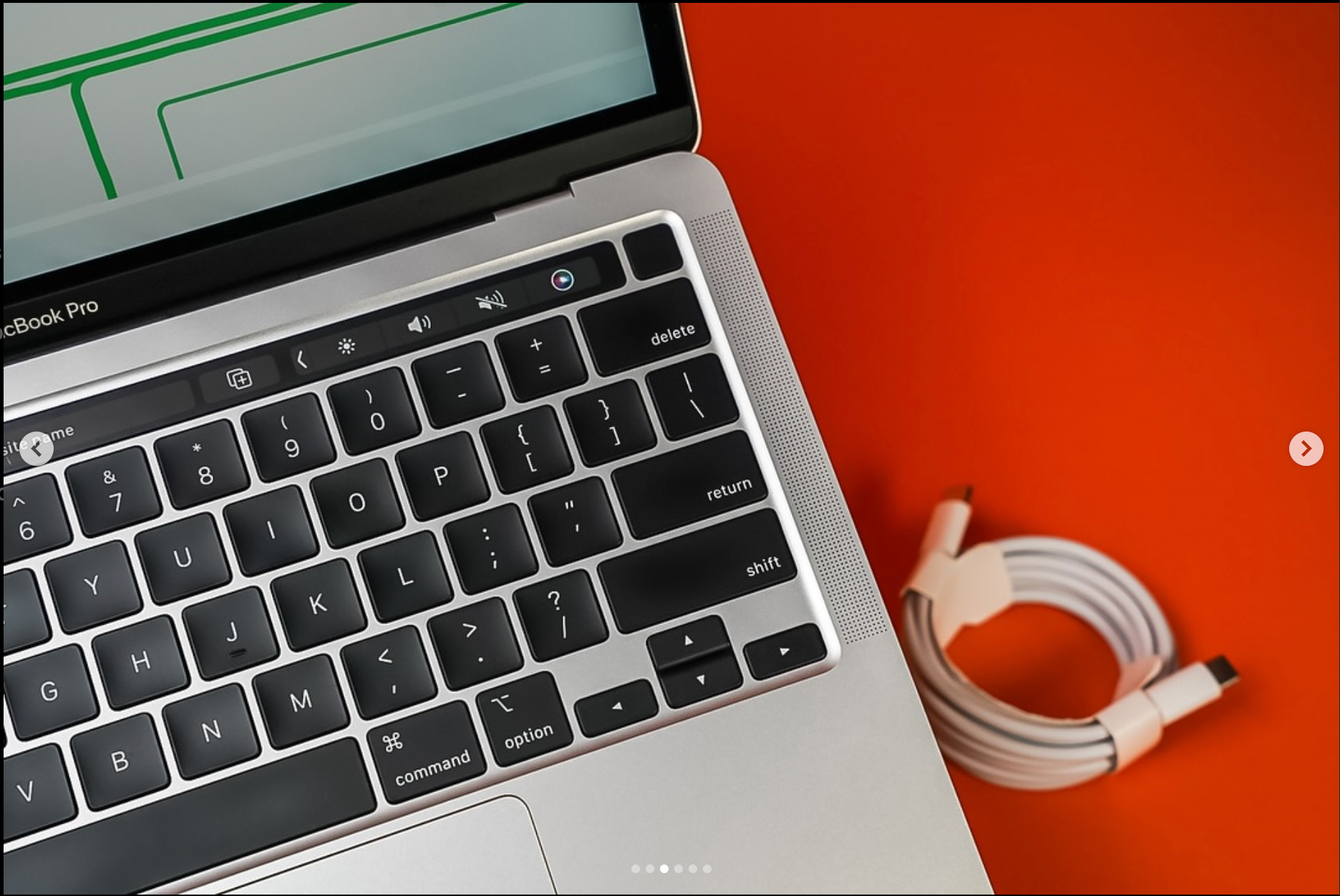 🔥Macbook Pro 2020 M1 13” 16GB RAM Q7,299🔥